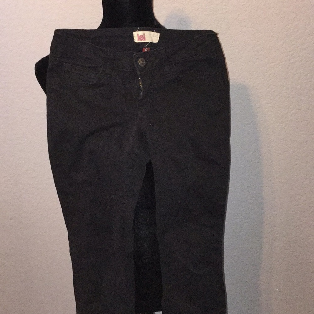 Black skinny jeans